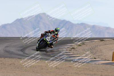 media/Nov-16-2025-Race Pace (Sun) [[8c5fa54630]]/Non Verified Riders (1st 20 Minutes)/6-Turn 12 (2pm)/